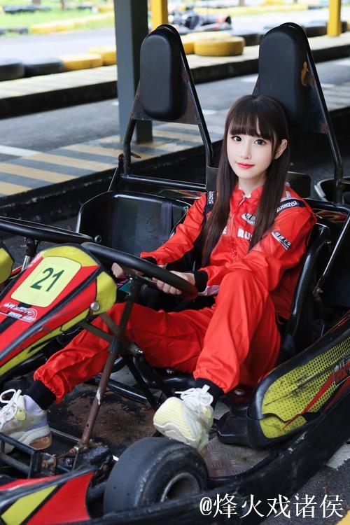 经开区上演“巾帼飞驰” 全民女车手赛燃情开启 经开区上演“巾帼飞驰” 全民女车手赛燃情开启